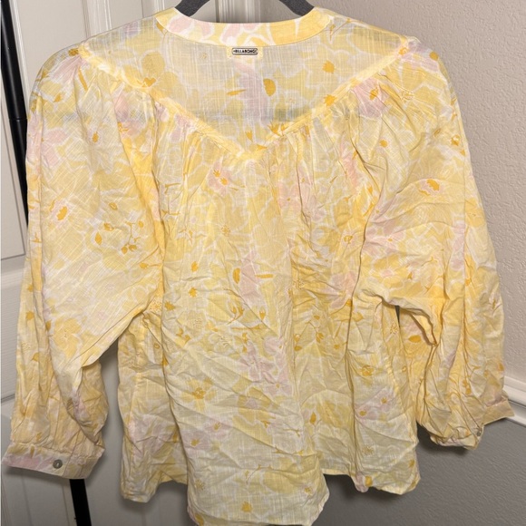 Billabong Yellow Floral Skirt, Preppy and flowy size M - Picture 4 of 5